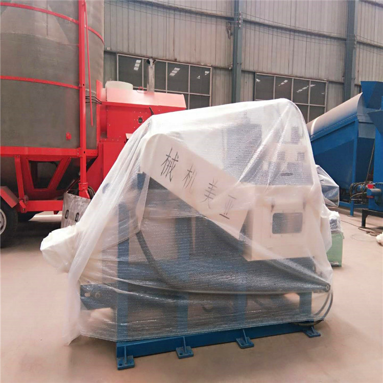 YM-210木屑機(jī)發(fā)貨現(xiàn)場(chǎng) YM-210木屑機(jī)發(fā)貨現(xiàn)場(chǎng)